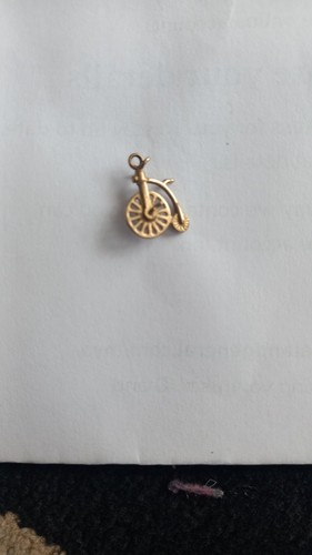 9ct gold penny farthing - 9ct,