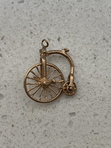 9ct gold penny - gold, charm