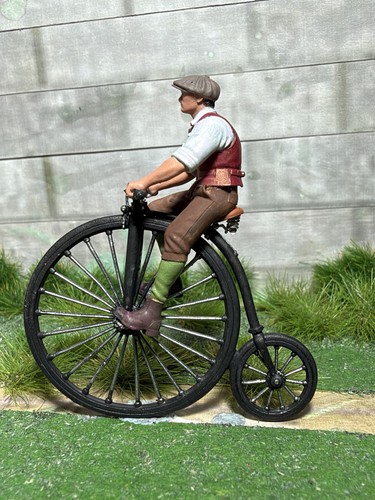 Gauge 42mm railway figures - gauge,